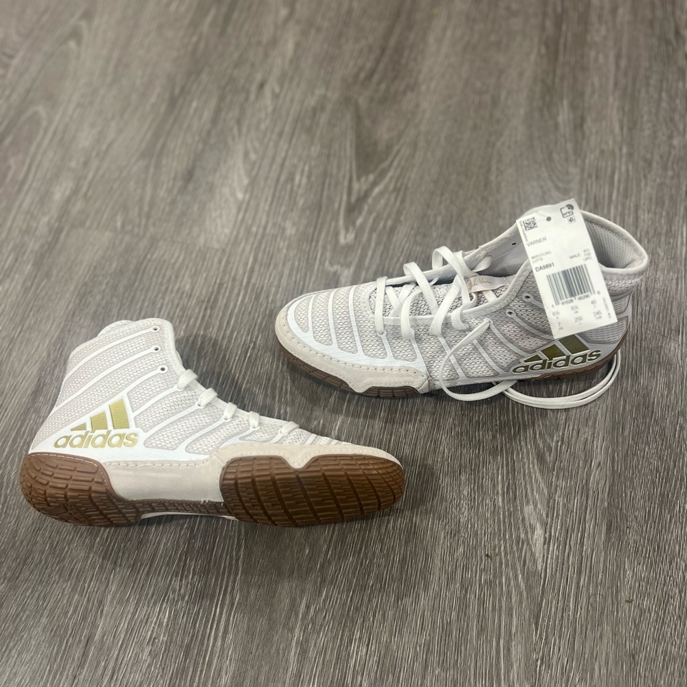 Adidas Men's Varner Wrestling Shoe, White/Matte Gold/Brown - Picture 2 of 2